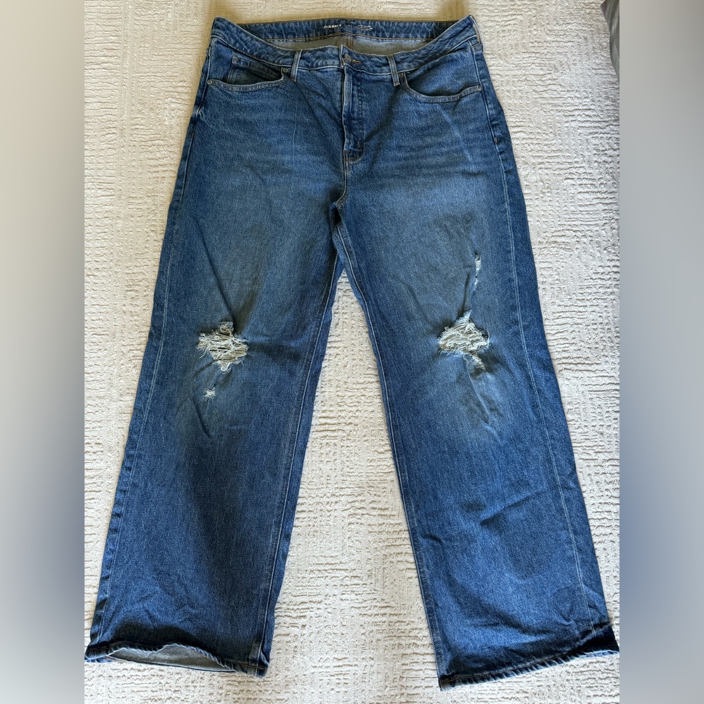 Old Navy Extra high rise sky hi wide leg - size 16